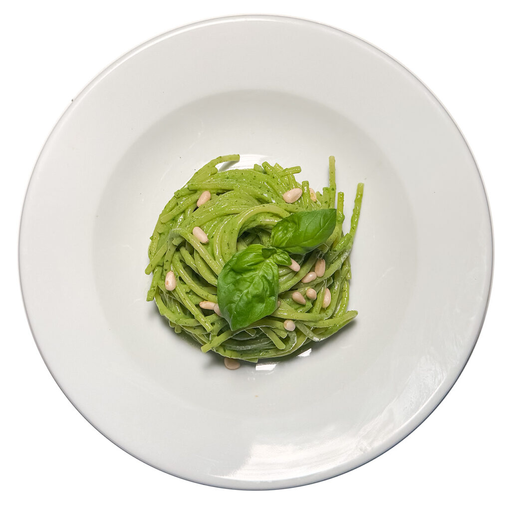 Spaghetti with pesto sauce